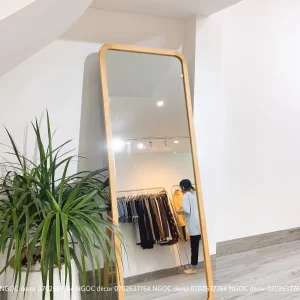 Gương toàn thân bo góc viền gỗ