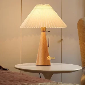 ĐÈN ĐẾ GỖ PHONG CÁCH BẮC ÂU